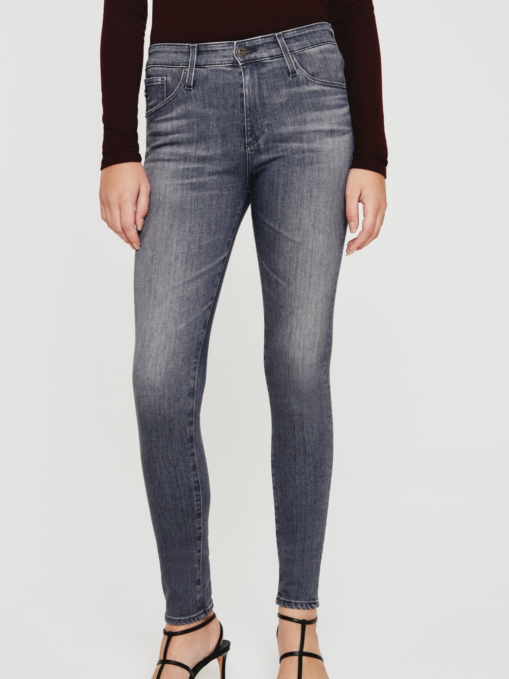 AG Farrah Skinny Jeans in Metro Gray Wash Size 28R